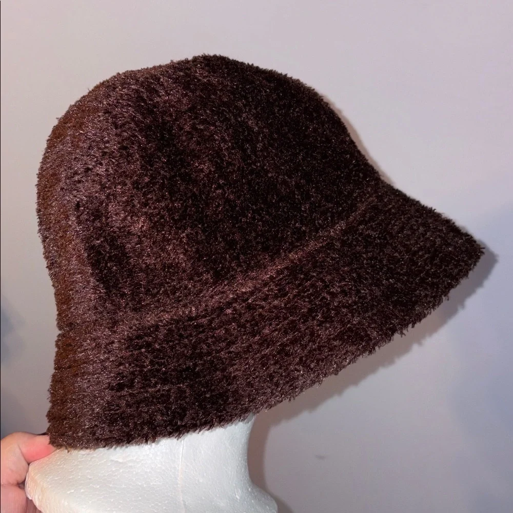 Jaclyn Smith Chenille Fuzzy Knit Brown Bucket Hat OSFM